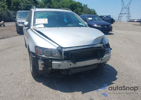 2005 Volvo V50 T5/T5 A/T5 Awd z USA, uszkodzony, nr VIN YV1MJ682552076956